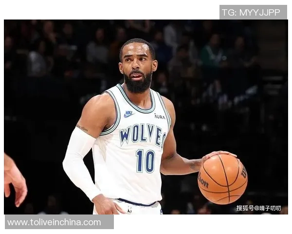 谁需要控卫？👀黄蜂官宣裁掉38岁老将康利 球员连续被交易两次